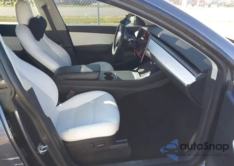 2022 Tesla Model Y Performance Dual Motor All-Wheel Drive from USA, damaged, VIN 7SAYGDEF7NF397558